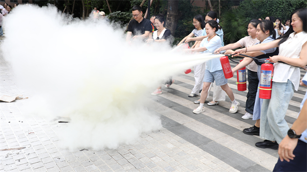 1756191148445678.jpg 3.jpg